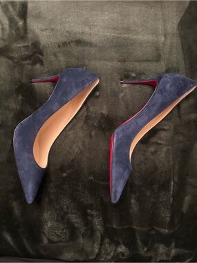 NWT Christian Louboutin Navy Suede Sporty Kate Pumps - Women